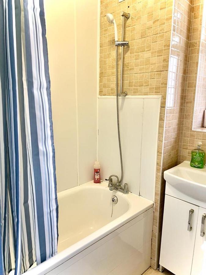 Shadwell Holiday Rooms Londra Dış mekan fotoğraf
